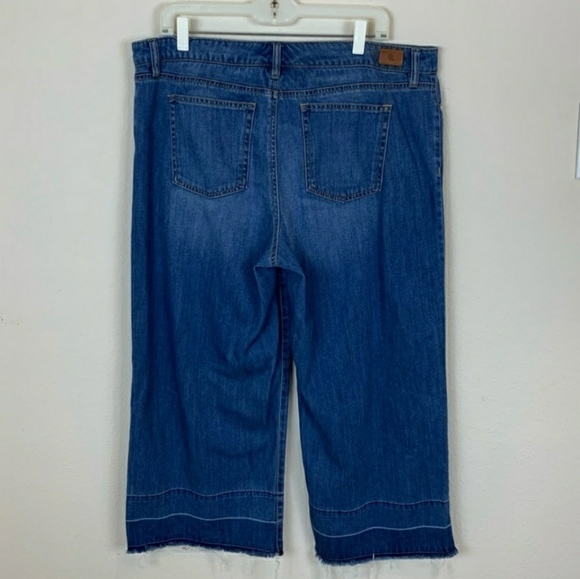 Lauren Ralph Lauren Denim - Lauren Ralph Lauren High Rise Release Hem Crop Jeans Size 16